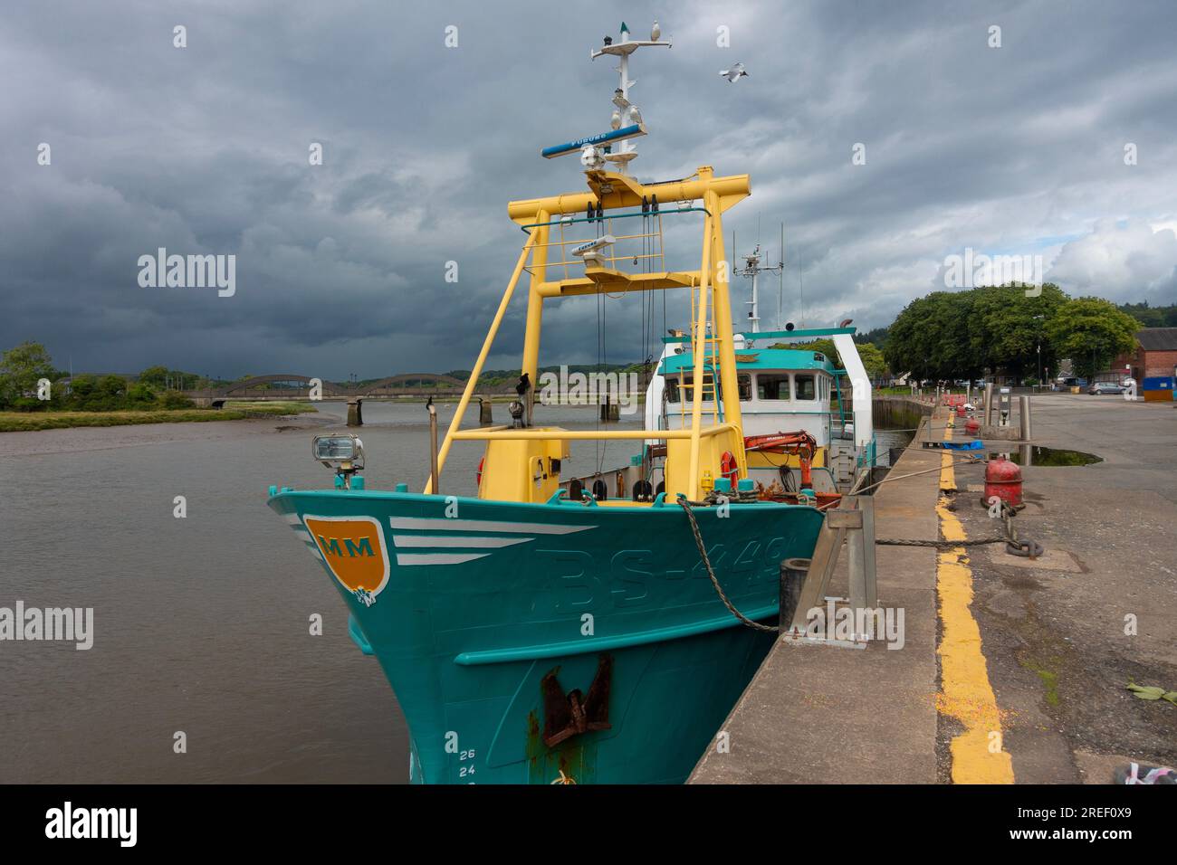 Die Mytlus, BS-449, eine Miesmuschelernte, die von der niederländischen Maaskant-Werft gebaut und von Myti-Muscheln betrieben wird und im Hafen von Kirkudbright vor Anker liegt. Stockfoto