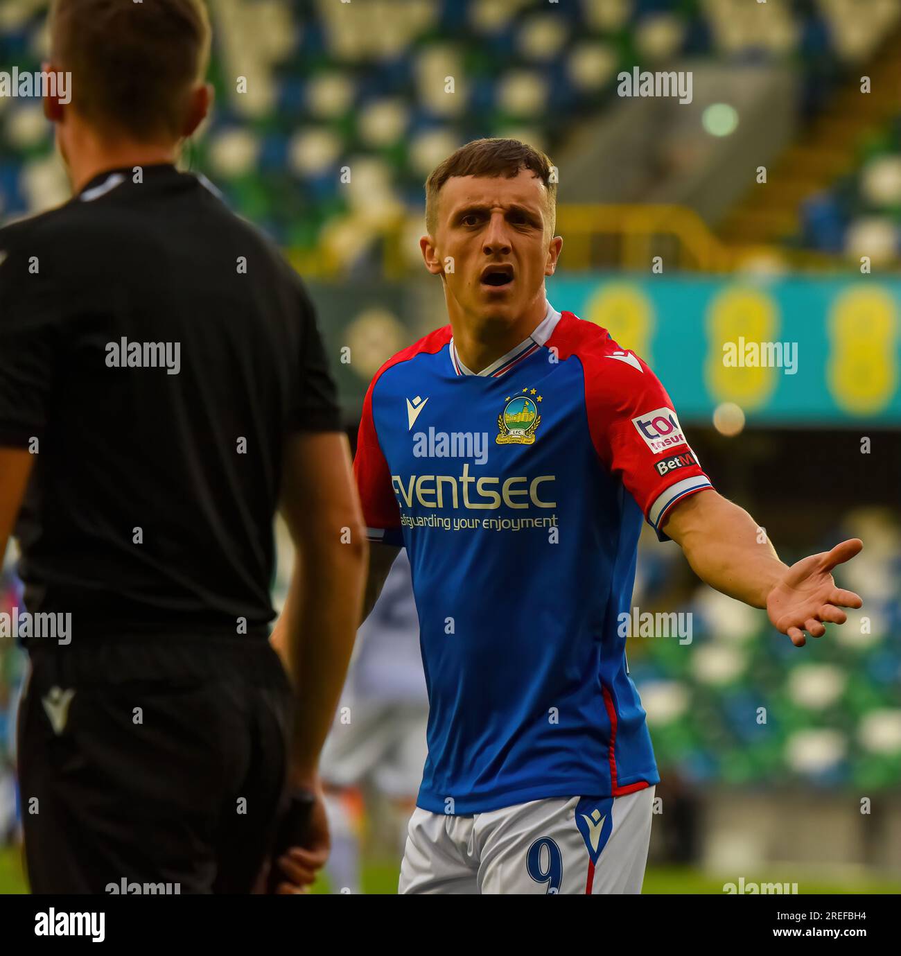 Linfield-Spieler Joel Cooper - Linfield vs Pogoń Szczecin, UEFA Europa Conference League, Donnerstag, 27. Juli 2023, Windsor Park Belfast Stockfoto