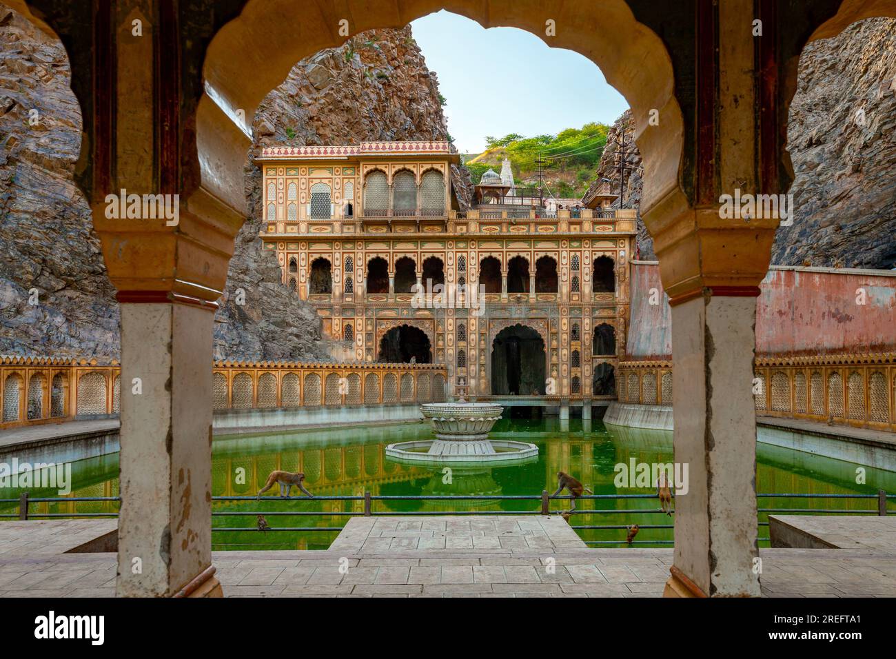 Galta Ji Tempel oder Affentempel, Indien, Komplex in Jaipur Stockfoto