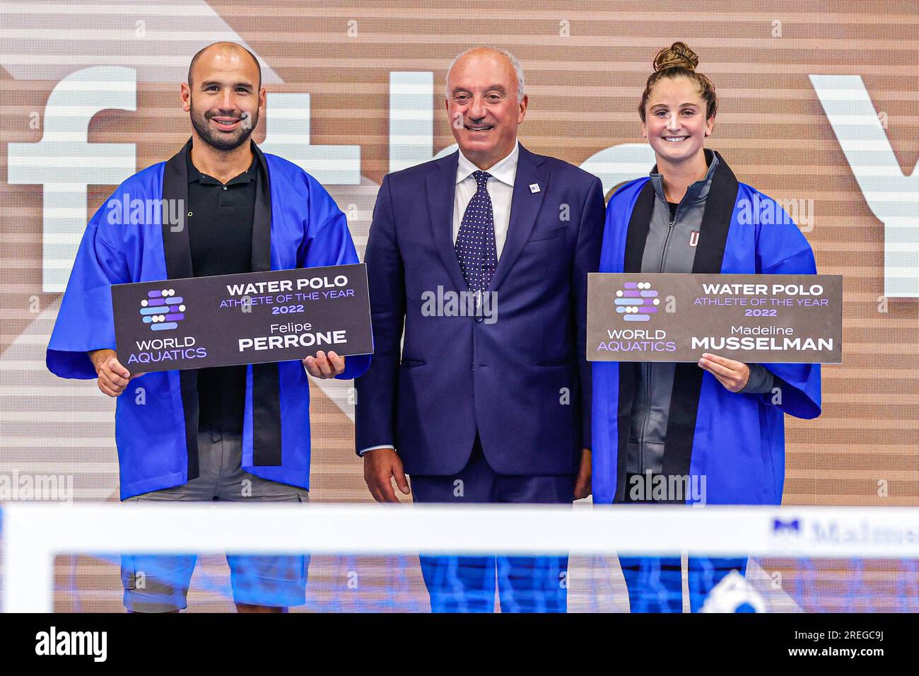 Fukuoka, Japan. 28. Juli 2023. FUKUOKA, JAPAN - JULI 28: Felipe Perrone aus Spanien wurde zum besten männlichen Spieler von 2022 gewählt, Madeline Musselman aus den USA wurde während der World Aquatics Championships 2023 28 Women's Waterpolo am 6. Juli zum besten weiblichen Spieler von 5. gewählt, und Madeline Musselman aus den USA und Ungarn erhielt den Titel „Best female Player of 2022“. 2023 in Fukuoka, Japan (Foto: Albert Ten Hove/Orange Pictures) Kredit: Orange Pics BV/Alamy Live News Stockfoto