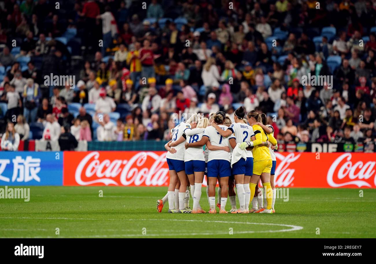 Die englischen Spieler treffen sich vor der zweiten Hälfte der FIFA Women's World Cup 2023, dem Group D-Spiel im Sydney Football Stadium in Moore Park, Australien. Bilddatum: Freitag, 28. Juli 2023. Stockfoto