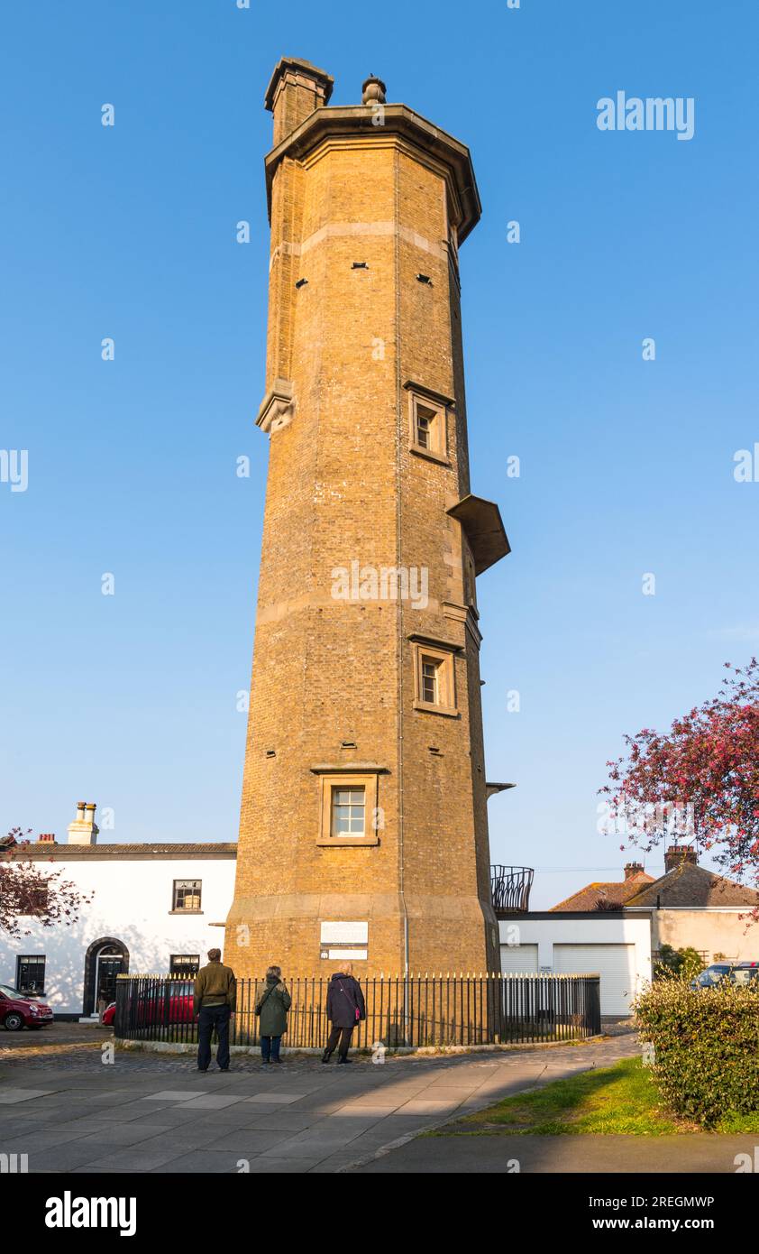 Der 1818 erbaute High Lighthouse ist heute ein Museum von lokalem Interesse in Harwich, Essex, England Stockfoto