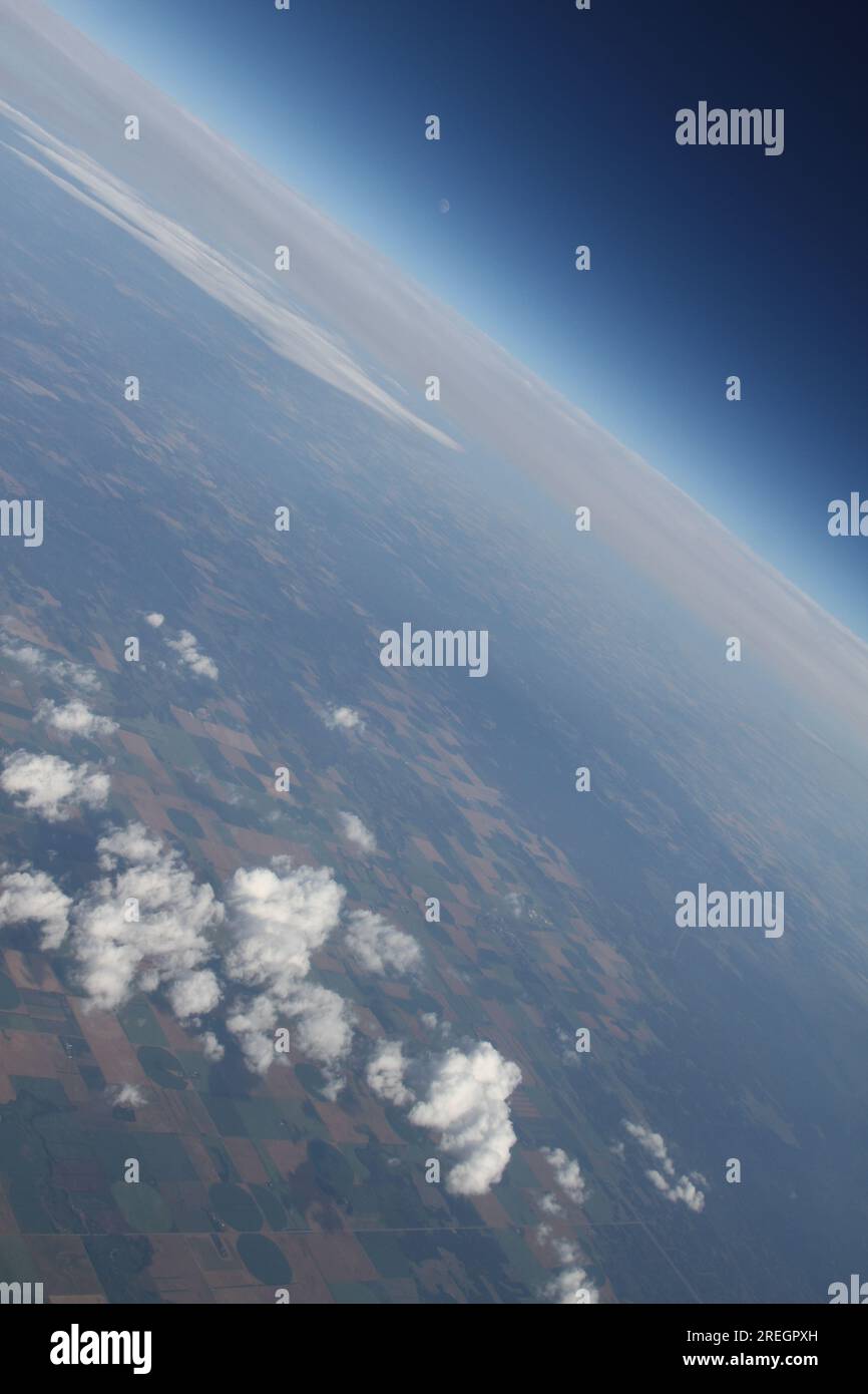 GLOBALES SIEDEN. KLIMAWANDEL. STEIGENDER MEERESSPIEGEL. TREIBHAUSEFFEKT. WETTER. EXTREME WETTEREREIGNISSE. WENDEPUNKT. DAS LEBEN. Stockfoto