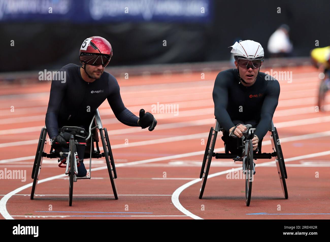 Nathan MAGUIRE (Großbritannien), Danny SIDBURY (Großbritannien), die beim Rollstuhl-Finale der Herren 1500m bei der 2023 teilnehmen, IAAF Diamond League, Queen Elizabeth Olympic Park, Stratford, London, Großbritannien. Stockfoto