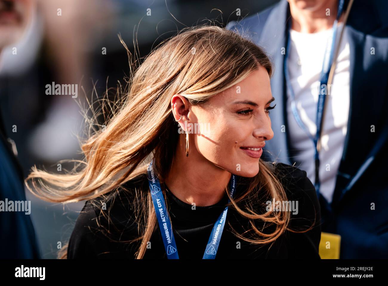 Hamburg, Deutschland. 28. Juli 2023. Tennis: Hamburg European Open (ATP-Turnier), Rothenbaum-Tennisstadion, Männer, Singles, Viertelfinale, Zverev (Deutschland) - Van Assche (Frankreich). Sophia Thomalla, die Freundin von Alexander Zverev, ist auf der Tribüne. Kredit: Frank Molter/dpa/Alamy Live News Stockfoto