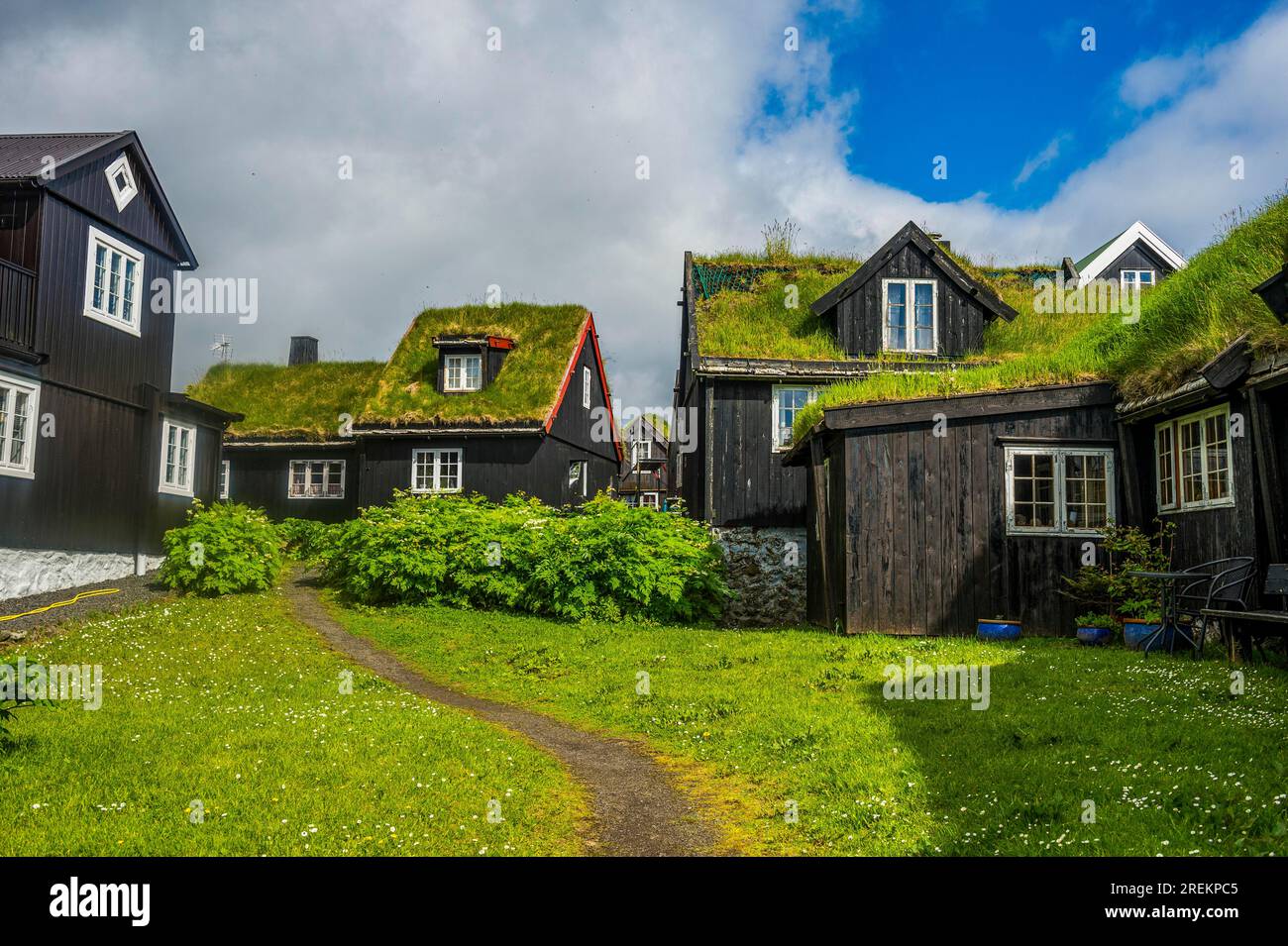 Grasdachhäuser in Torshavn, der Hauptstadt der Färöer, Dänemark Stockfoto