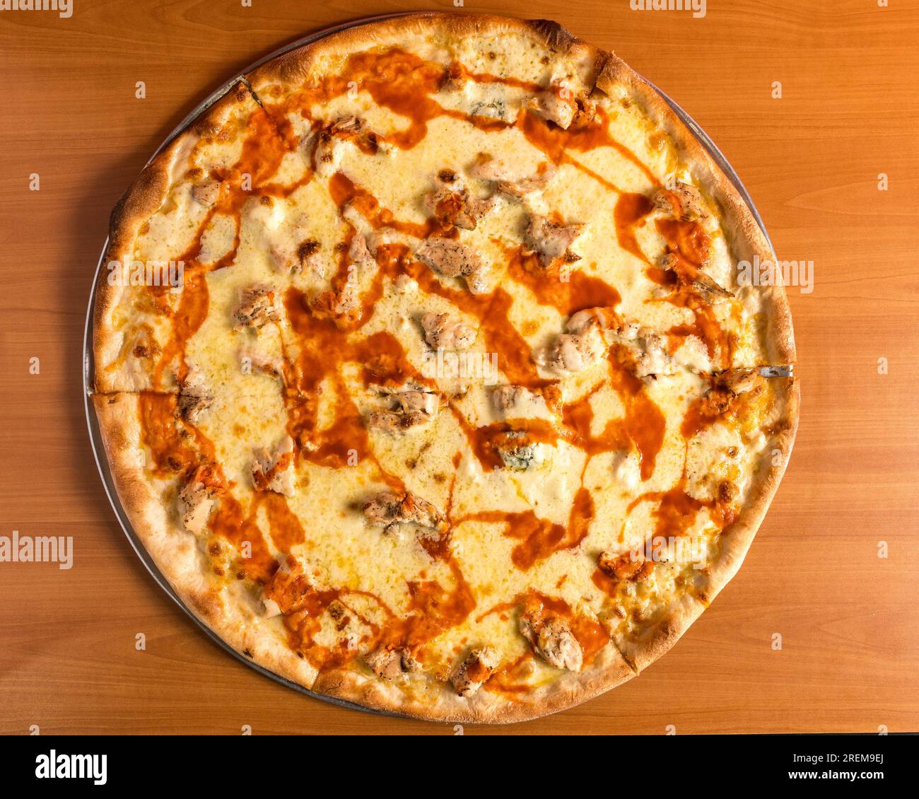 Buffalo-Hühnchen-Pizza Stockfoto