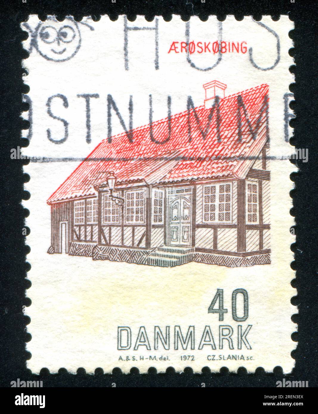 DÄNEMARK - CIRCA 1972: Stempel gedruckt von Dänemark, zeigt Aeroskobing House, circa 1972 Stockfoto