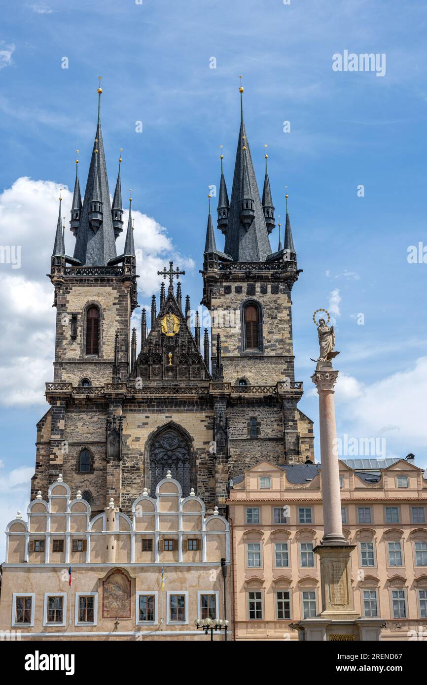 Die Tynkirche am Altstädter Ring in Prag, Tschechische Republik Stockfoto