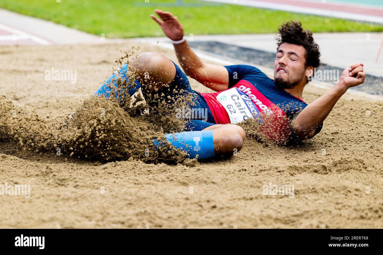 BREDA - David Cairo während des langen Sprungfinals am zweiten Tag der niederländischen Leichtathletik-Meisterschaft auf der AV Sprint-Strecke. ANP IRIS VANDEN BROEK Stockfoto