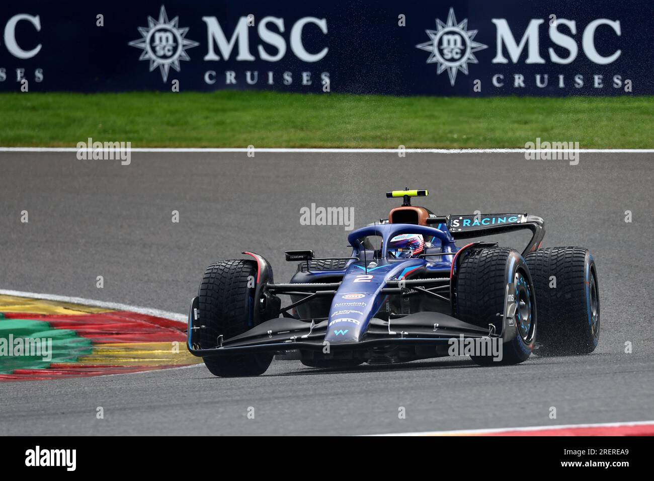 Stavelot, Belgien. 29. Juli 2023. Logan Sargeant of Williams Racing auf der Rennstrecke während des Sprintrennen des F1 Grand Prix von Belgien im Spa Francorchamps am 29. Juli 2023 in Stavelot, Belgien. Kredit: Marco Canoniero/Alamy Live News Stockfoto