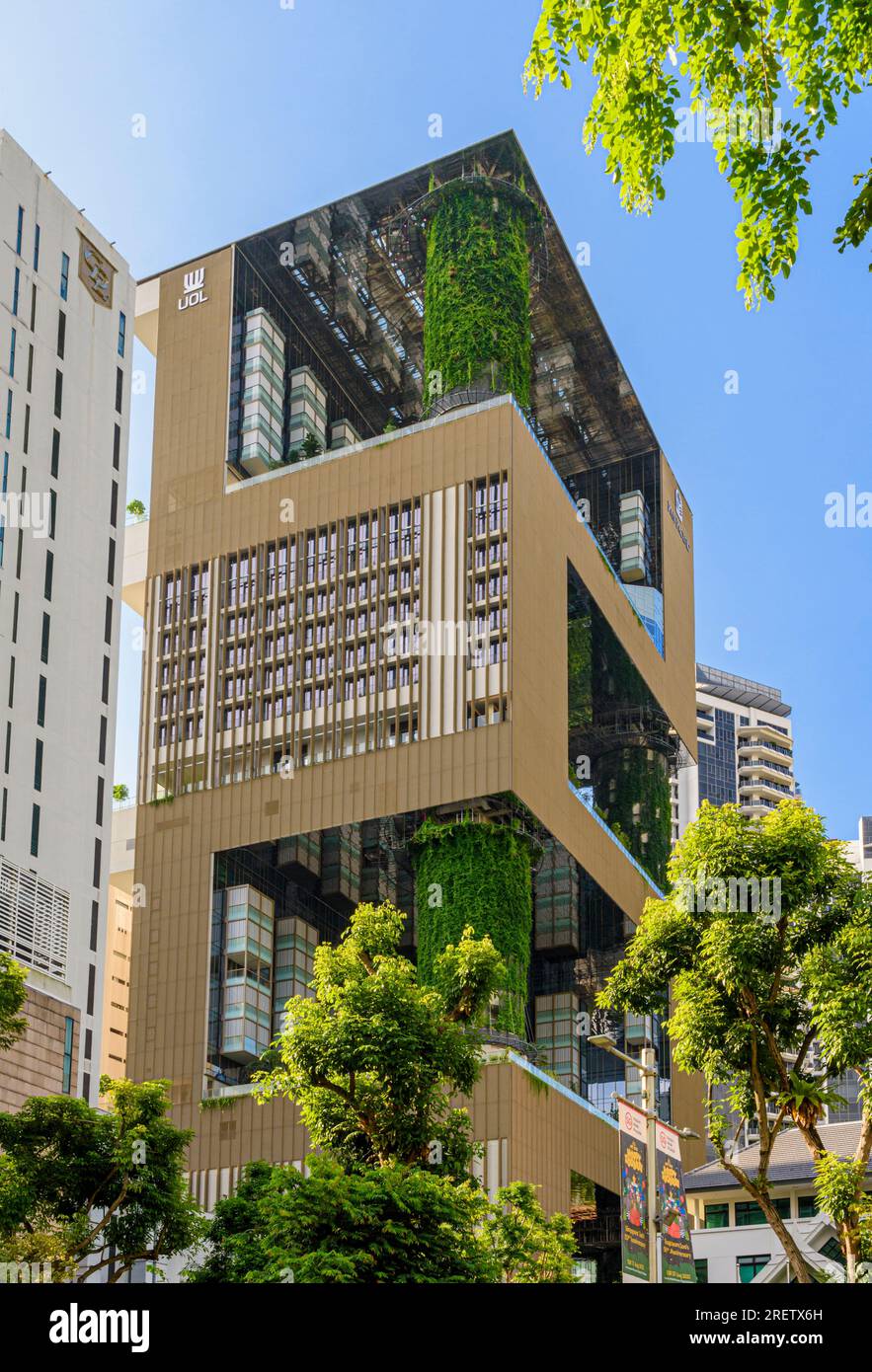 Pan Pacific Hotel Orchard, ein neues biophil gestaltetes Hotel im Orchard-Viertel von Singapur Stockfoto