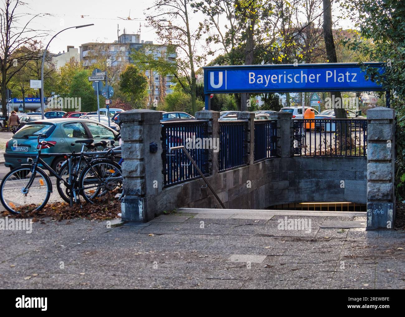 Bayerischer platz u bahn bahnhof Fotos und Bildmaterial in hoher
