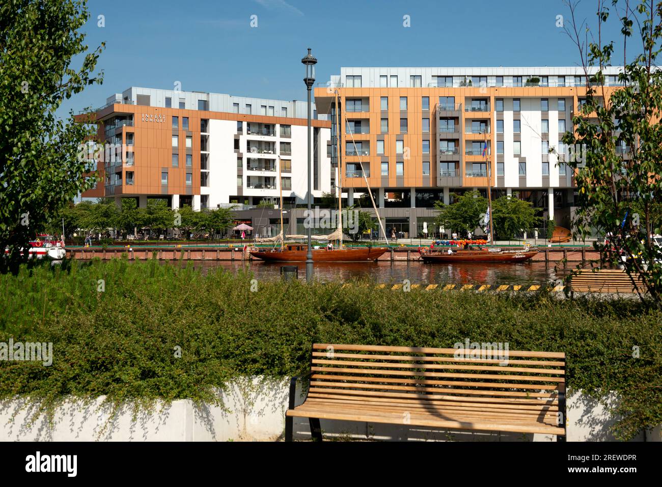 Moderne Wohnhäuser von Invest Komfort am Fluss Motlawa in Danzig, Polen, Europa, EU Stockfoto