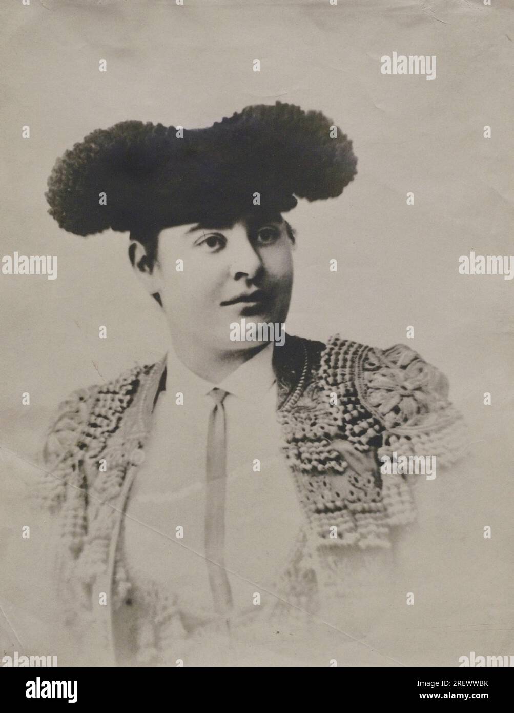 Anonym. Porträt einer Stierkämpferin. Letztes Quartal des 19. Jahrhunderts. Holzburytype auf Fotopapier, 25,7 x 20,4 cm. Prado-Museum. Madrid. Spanien. Stockfoto