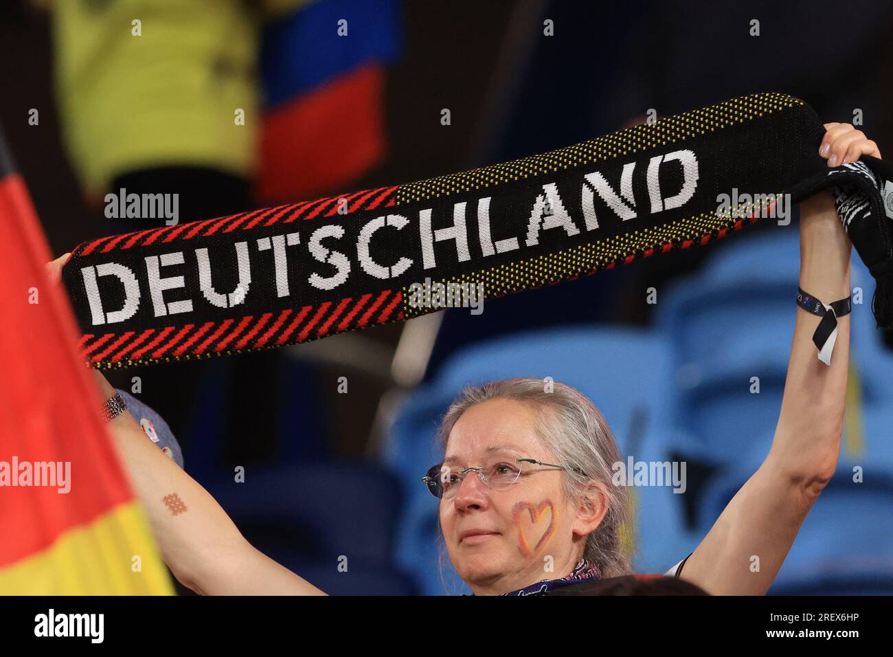 Sydney, Australien. 30. Juli 2023 30. Juli 2023; Sydney Football Stadium, Sydney, NSW, Australien: FIFA Womens World Cup Group H Football, Deutschland gegen Kolumbien; schürt sich für diesen Fan von Deutschland Guthaben: Action Plus Sports Images/Alamy Live News Stockfoto