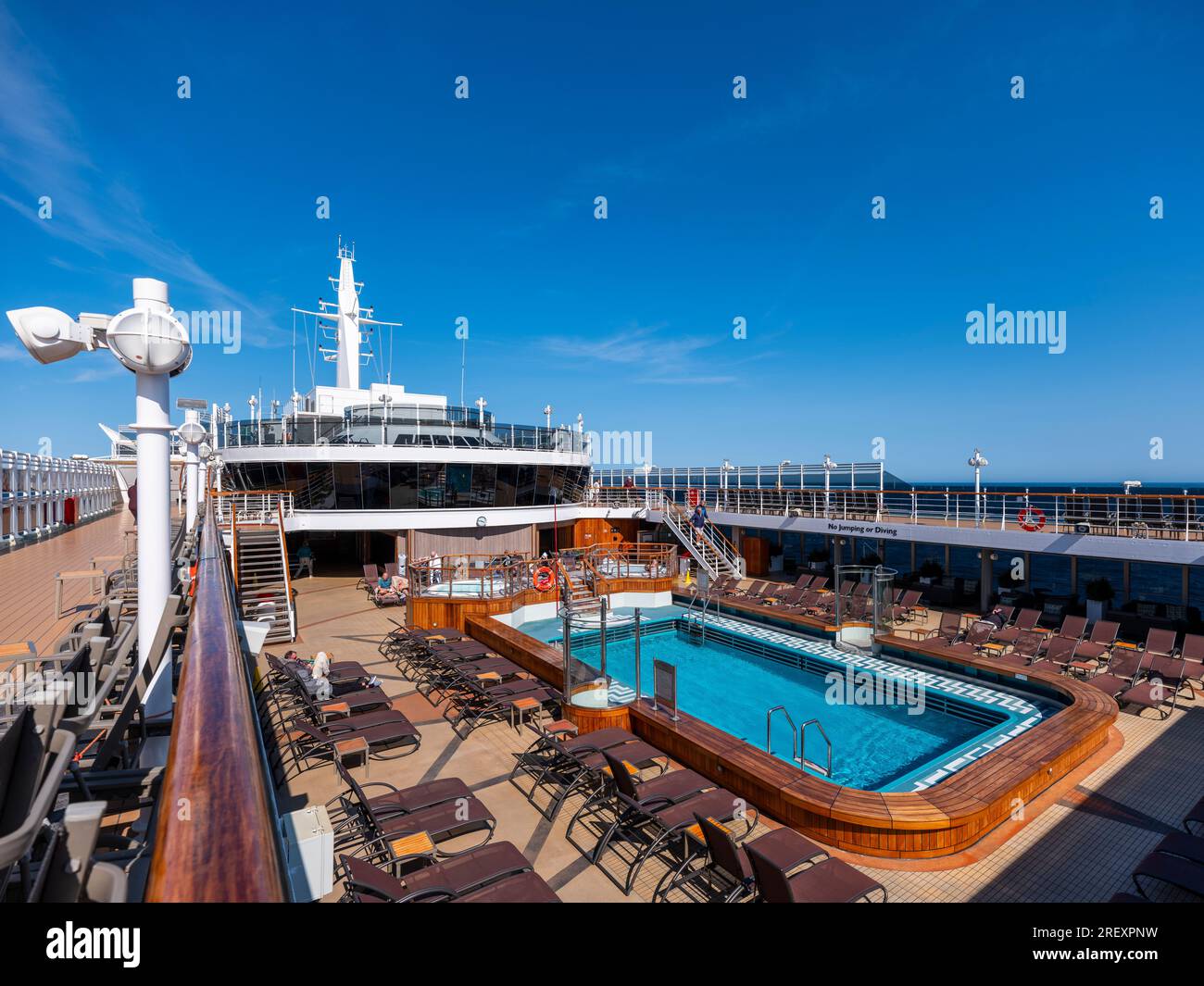 Oberdeck von Cunards MS Queen Victoria Stockfoto