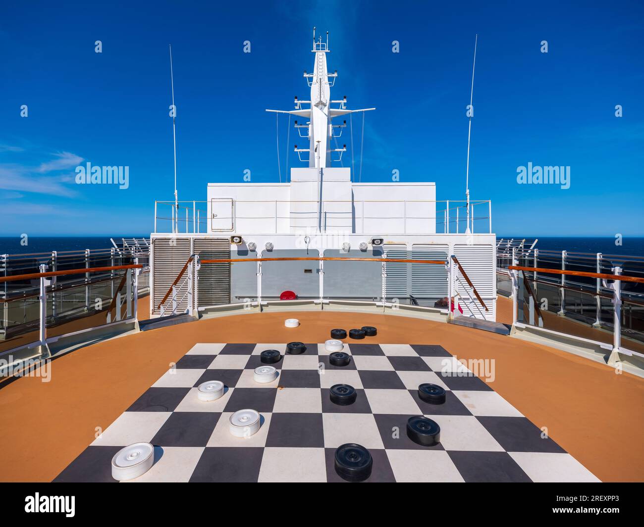 Oberdeck von Cunards MS Queen Victoria Stockfoto