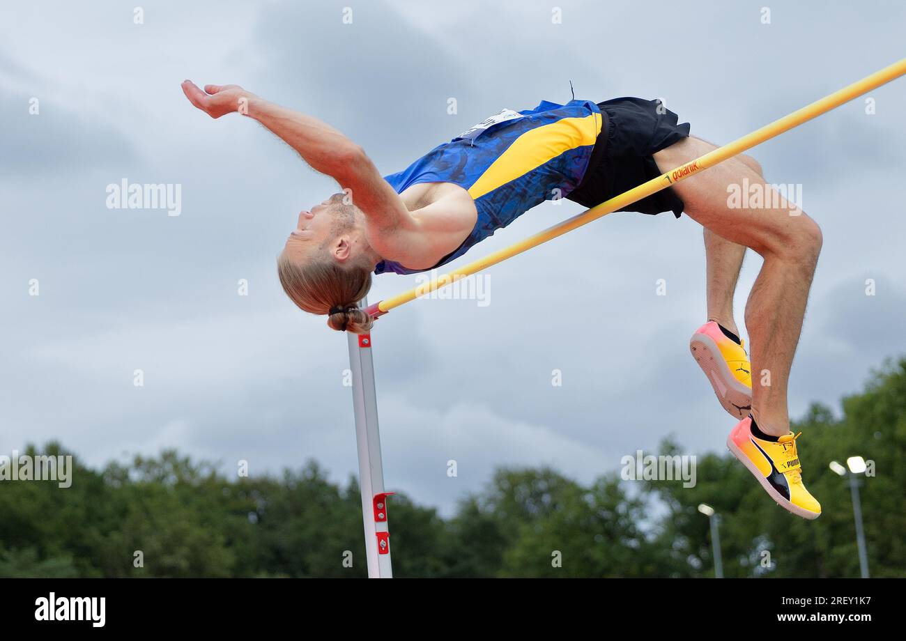 BREDA - Douwee Amels während des High-Jump-Finales am dritten Tag der niederländischen Leichtathletik-Meisterschaft auf der AV Sprint-Strecke. ANP IRIS VANDEN BROEK Stockfoto