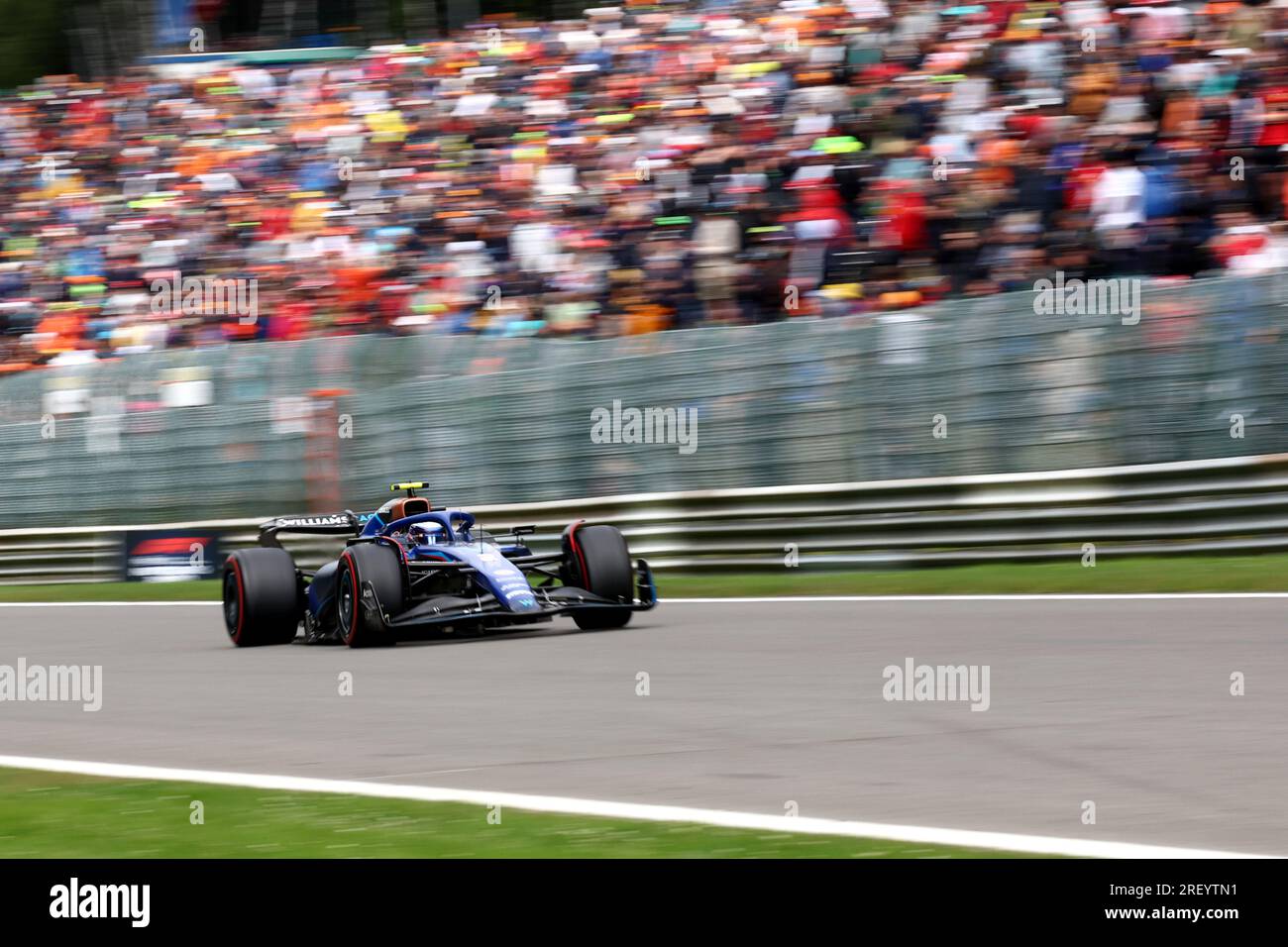 Stavelot, Belgien. 30. Juli 2023. Logan SarSergeant von Williams Racing auf der Rennstrecke während des F1 Grand Prix von Belgien im Spa Francorchamps am 30. Juli 2023 in Stavelot, Belgien. Kredit: Marco Canoniero/Alamy Live News Stockfoto