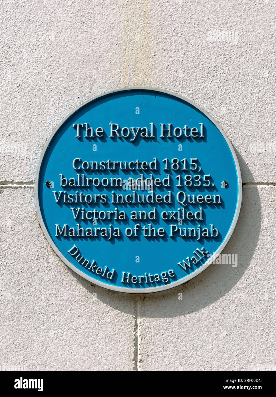 Schild mit Informationen zum Royal Hotel, Dunkeld, Perthshire, Schottland, Großbritannien Stockfoto