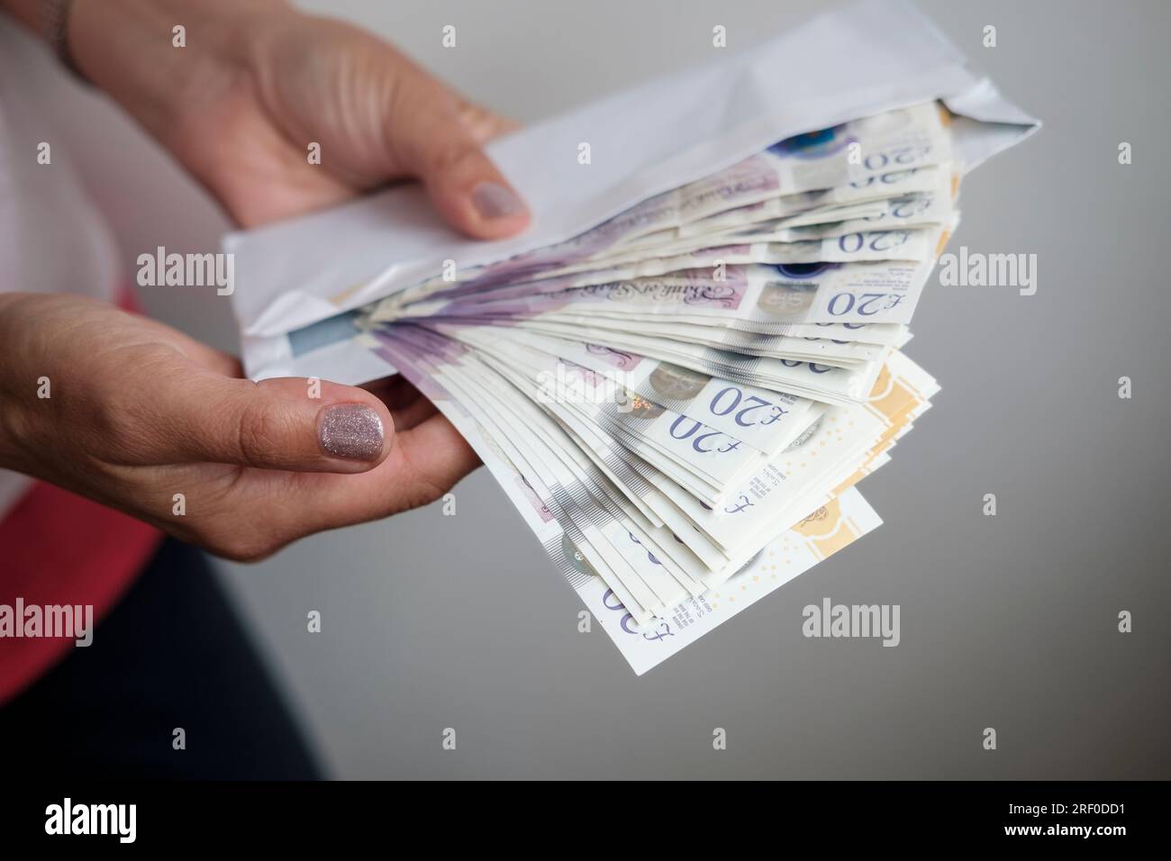 Ersparnisse, Bargeld, 20 Pfund Sterling-Banknoten Stockfoto