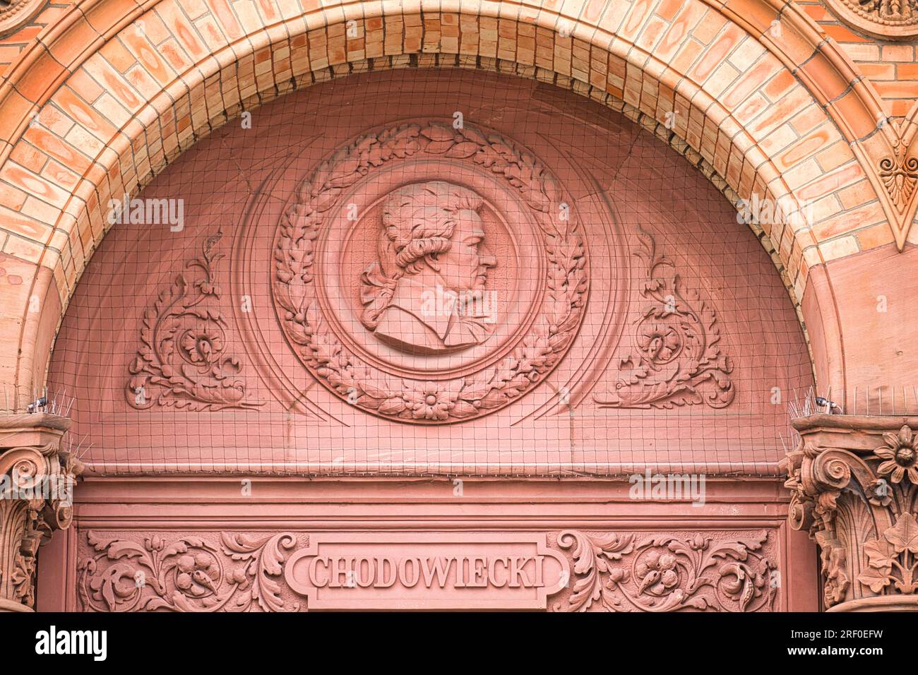Schnitzerei von Daniel Chodwiecki, deutscher Maler und Druckmacher an der Fassade des Hamburger Kunsthalle Kunstmuseums, Hamburg Stockfoto