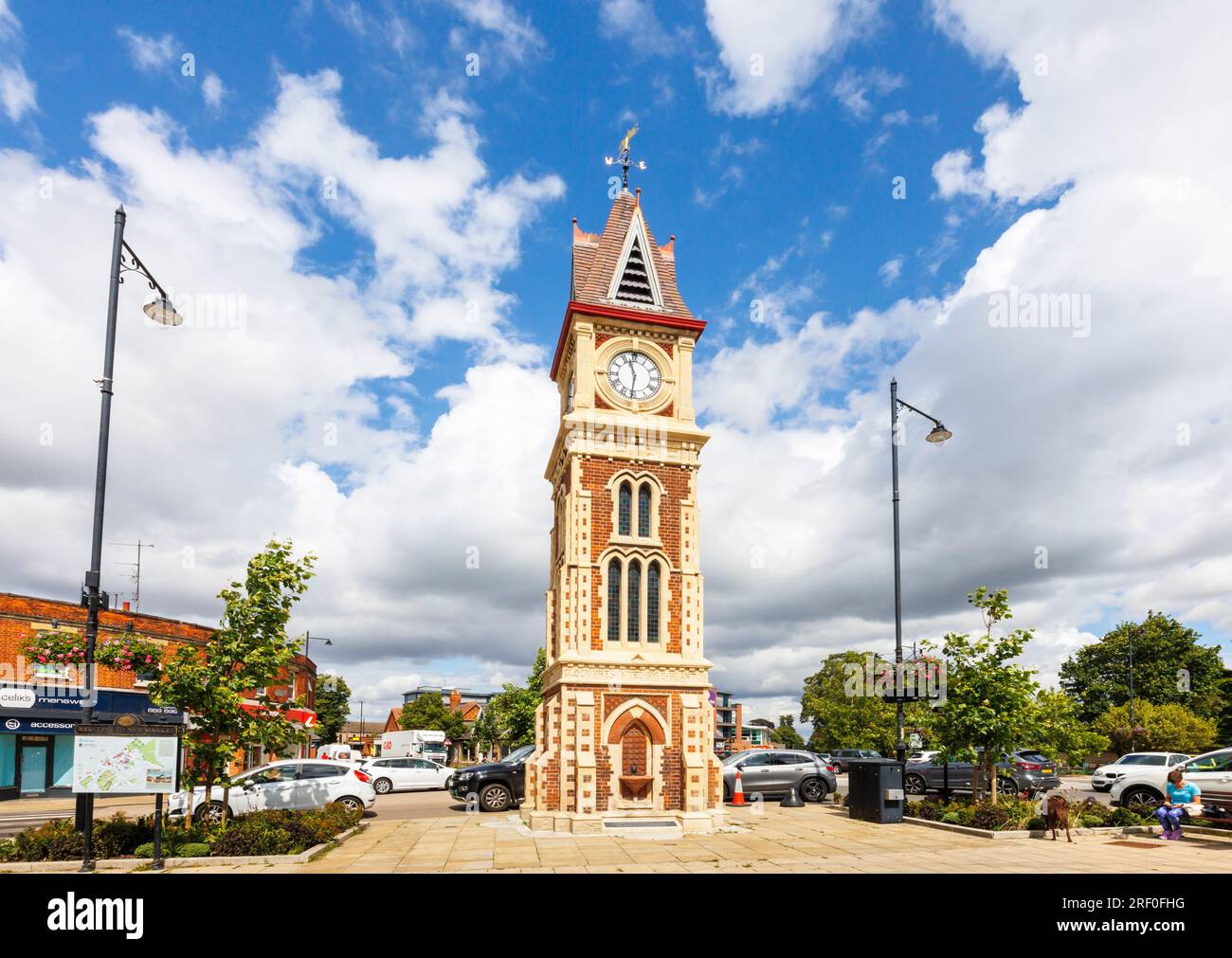 Der Queen Victoria Jubilee Clock Tower wurde 1890 errichtet, um Königin Victorias Golden Jubilee im Jahr 1887 in Newmarket, West Suffolk, Ostengland, zu gedenken Stockfoto