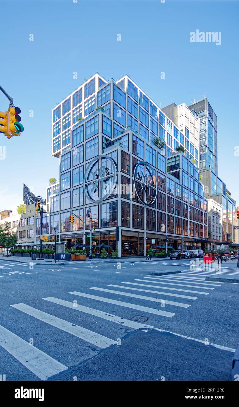 Chelsea: 61 Ninth Avenue ist eine Anordnung von Glaswürfeln, entworfen von Rafael Viñoly Architects und fertiggestellt im Jahr 2019. Stockfoto