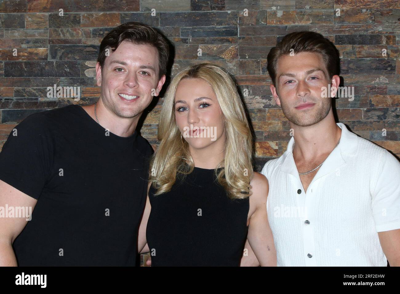 28. Juli 2023, Glendale, CA, USA: LOS ANGELES - JUL 29: Chad Duell, Eden McCoy, Evan Hofer im General Hospital Fan Club Mittagessen im Embassy Suites am 29. Juli 2023 in Glendale, CA (Kreditbild: © Kay Blake/ZUMA Press Wire) REDAKTIONELLE VERWENDUNG! Nicht für den kommerziellen GEBRAUCH! Stockfoto