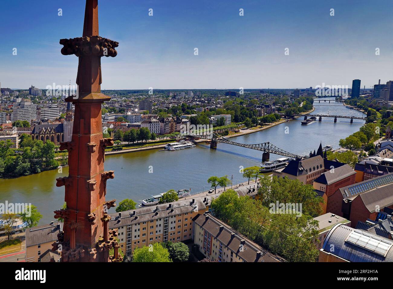 Blick von St. Bartholomäus-Kathedrale am Main, Deutschland, Hessen, Frankfurt am Main Stockfoto