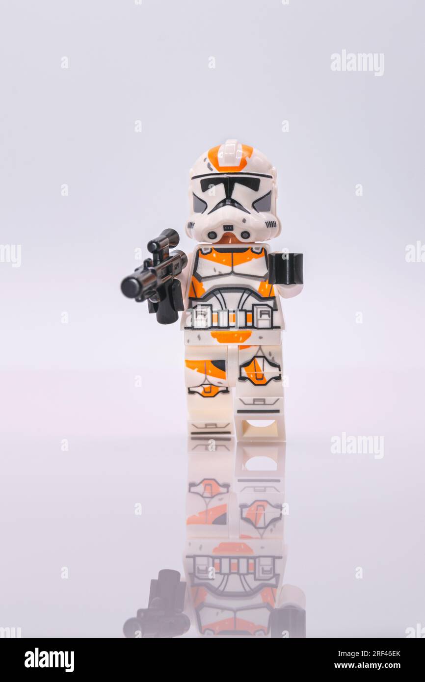 Star Wars 212 Klon-Soldat lego Minifigure Spielzeug mit Reflexion Stockfoto