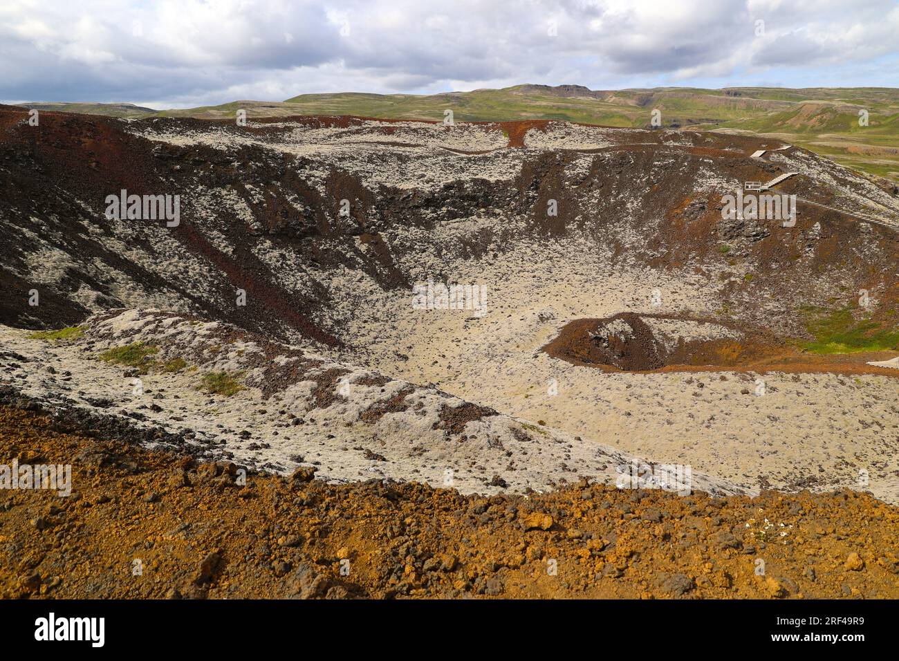Der erloschene Vulkankrater Grabrok-Island Stockfoto
