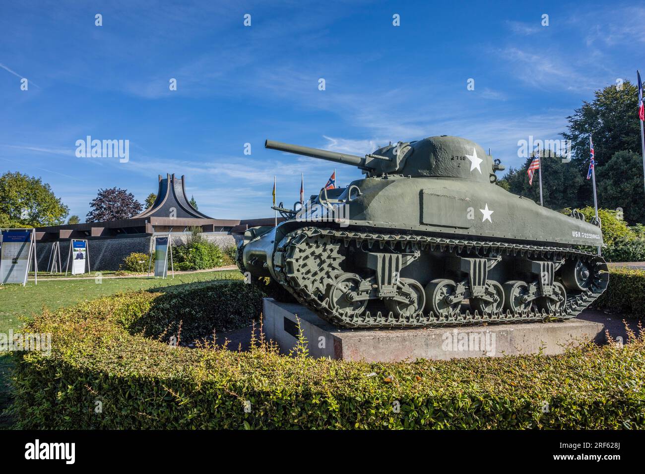 M4 Sherman-Panzer im Memorial Museum of the Battle of Normandie in Bayeux im Calvados-Departement der Normandie im Nordwesten Frankreichs Stockfoto