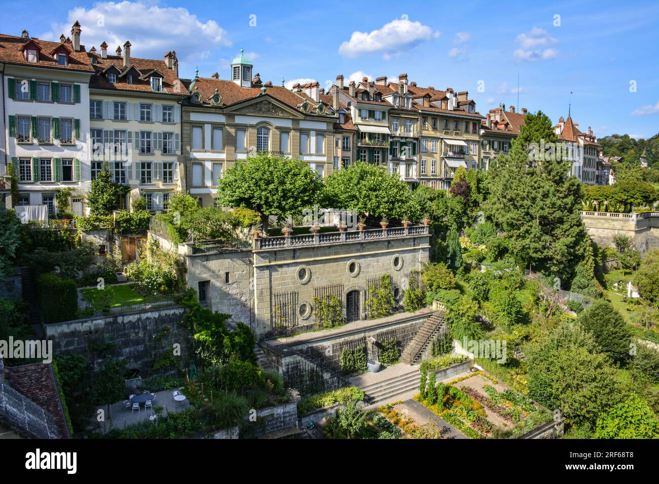 Malerische Gebäude von Bern an einem Sommertag in der Schweiz Stockfoto