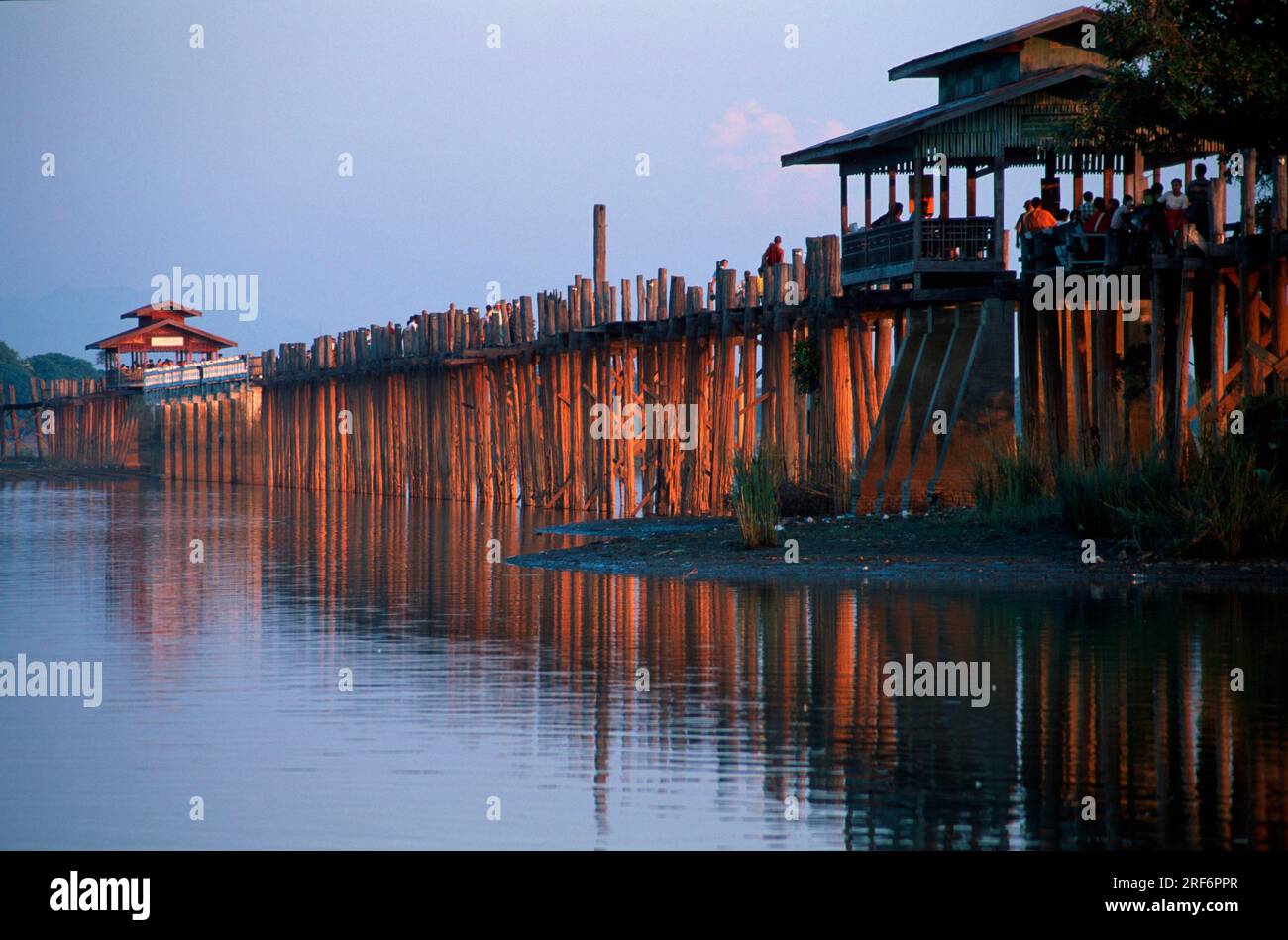 U-Beinbrücke, Amarapura, Mandalay, Myanmar Stockfoto