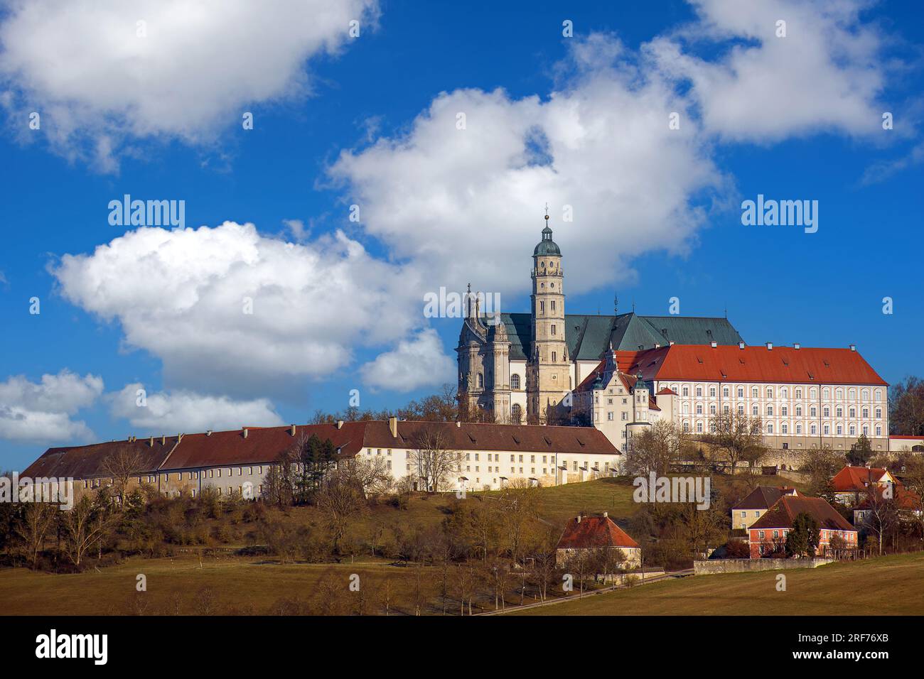 Abtei und Kloster Neresheim • Baden-Württemberg, Deutschland, Ulrichsberg, Stockfoto