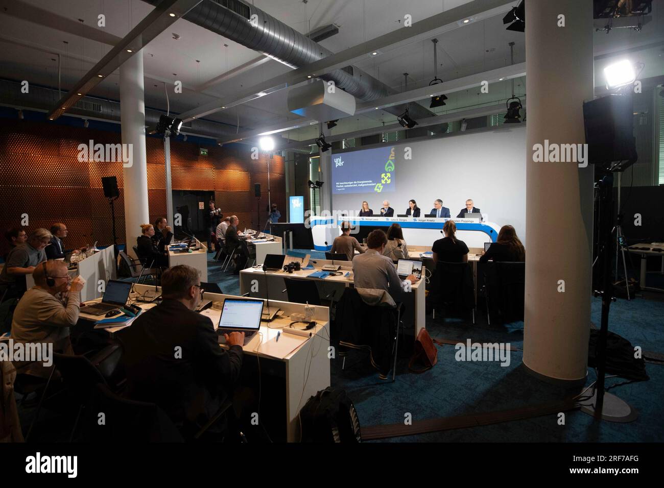 Düsseldorf, Deutschland. 01. Aug. 2023. Von links Fabienne TWELEMANN