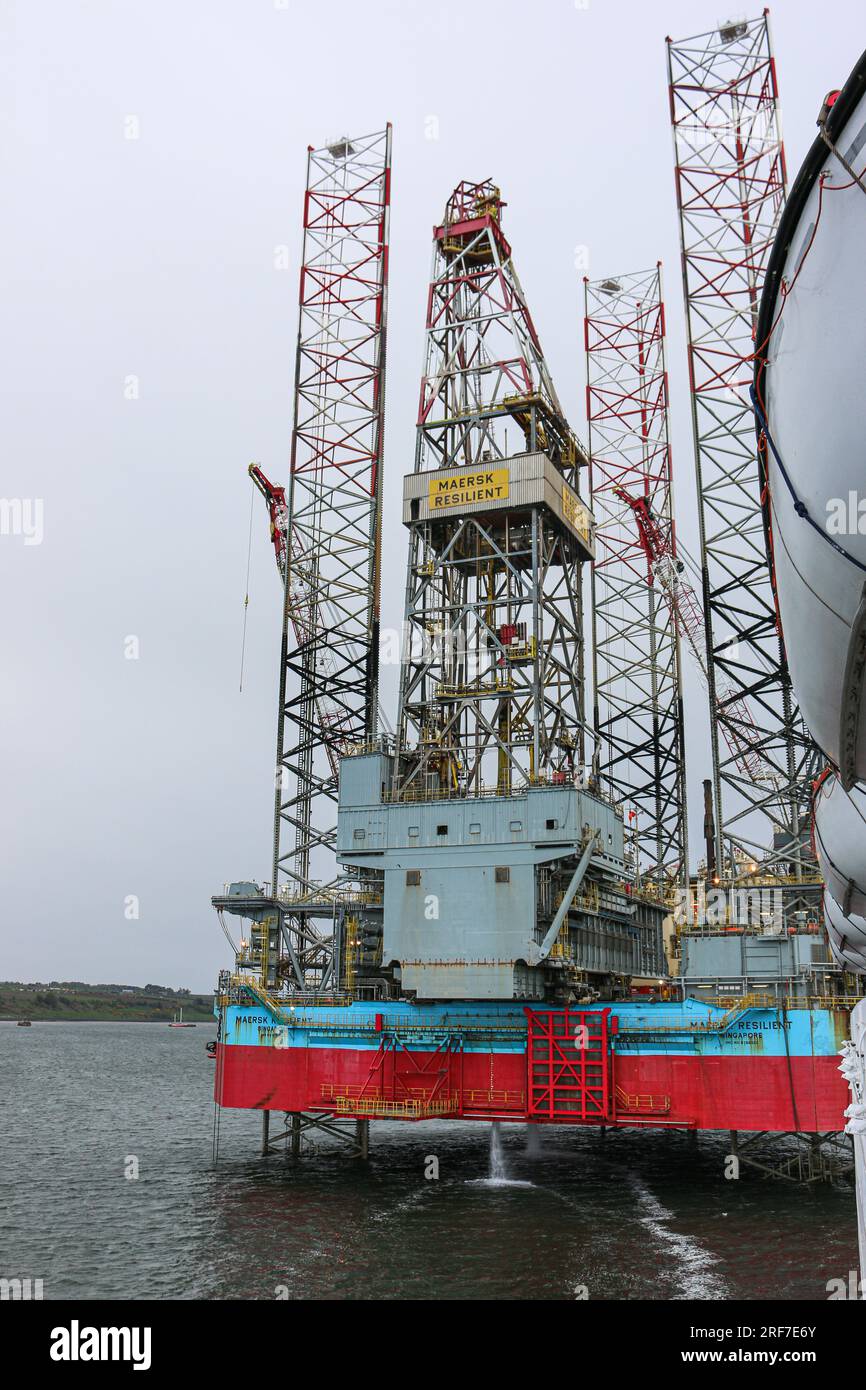 Abstützpratze Maersk/Noble Resilient für raue Umgebungen, Offshore-Ölbohrplattform, Nordseefelder, Semi-U-Boote, Förderung fossiler Brennstoffe Stockfoto