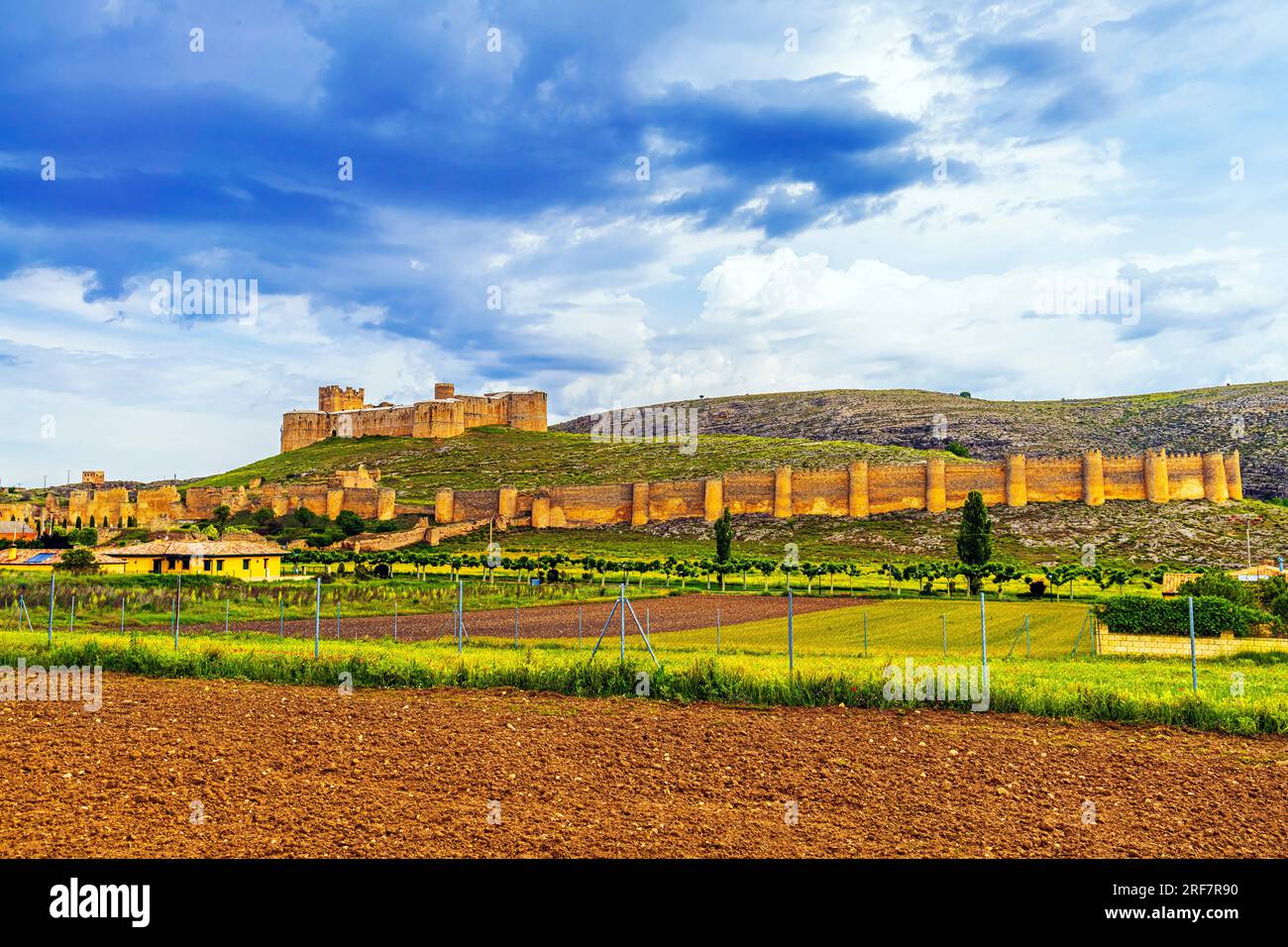 Der Palast der Marquise von Berlanga, Berlanga de Duero, Soria, in Castilla-La Mancha, Spanien. Die Burg wurde während der arabischen Eroberung der erbaut Stockfoto