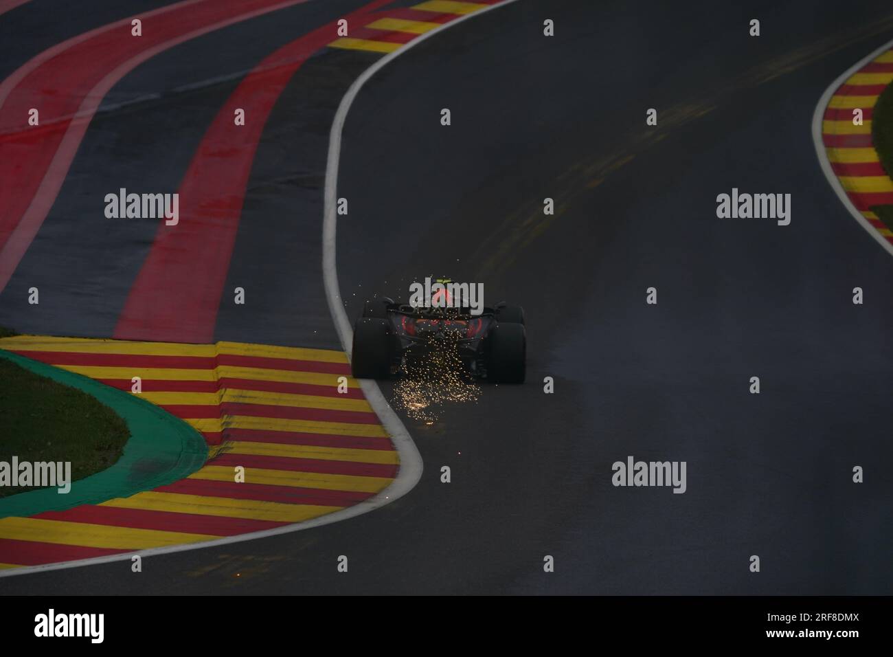 Sergio Perez aus Mexiko fährt am 30. Juli 2023 auf dem (11) Oracle Red Bull Racing RB19 Honda RBPT während der Formel 1 MSC Cruises Grand Prix 2023 in Belgien in Francorchamps, Belgien. Stockfoto
