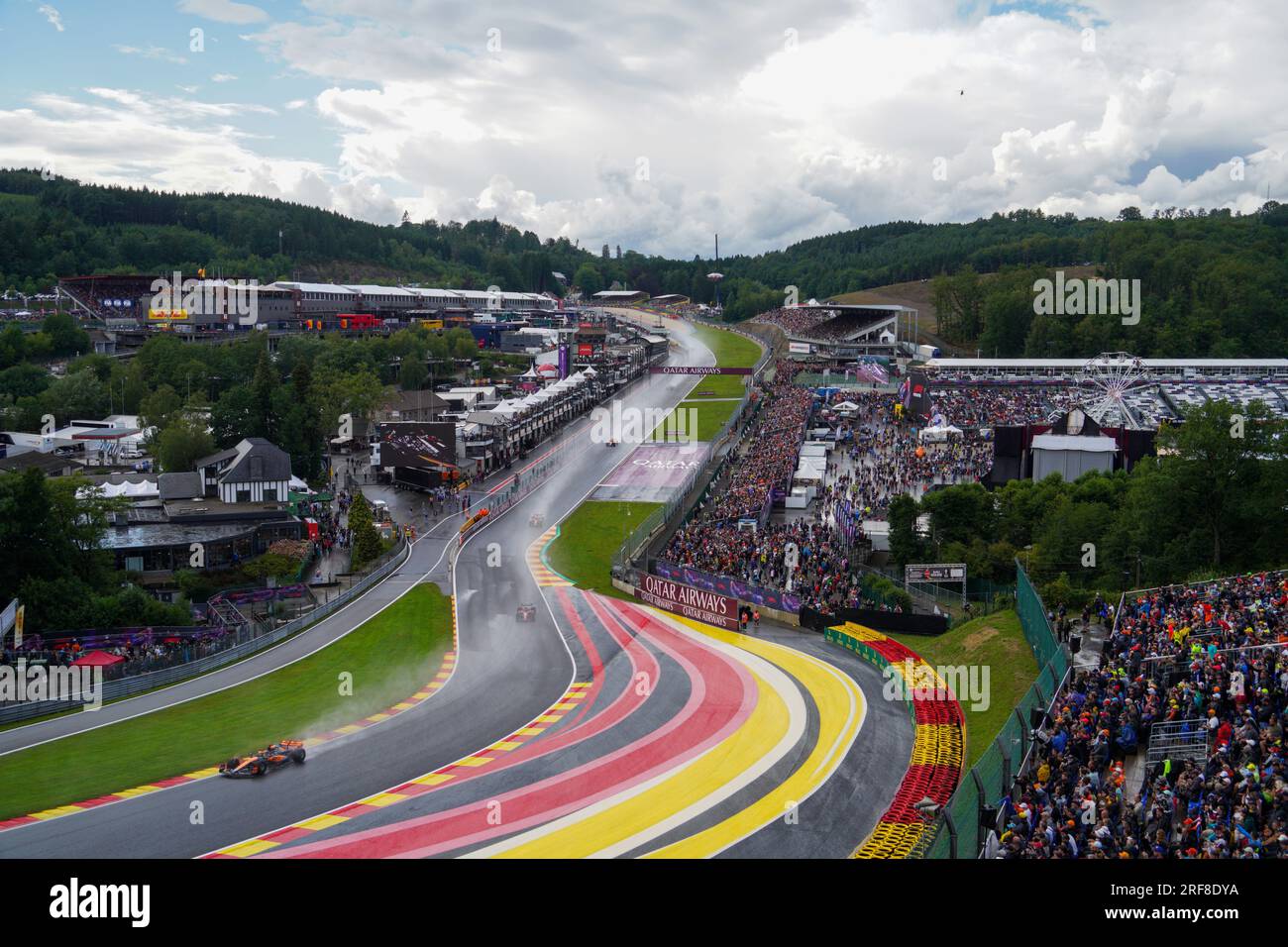 Oscar Piastri von Australien mit dem (81) McLaren F1 Team MCL60 Mercedes während der Formel 1 MSC Cruises Belgischer Grand Prix 2023 am 30. Juli 2023 in Francorchamps, Belgien. Stockfoto