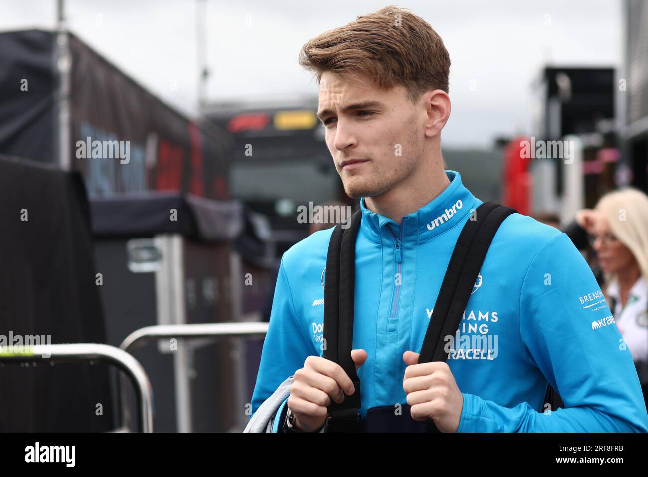 Logan Sargeant of Williams Racing in der Koppel vor dem F1 Grand Prix von Belgien im Spa Francorchamps am 30. Juli 2023 in Stavelot, Belgien. Stockfoto