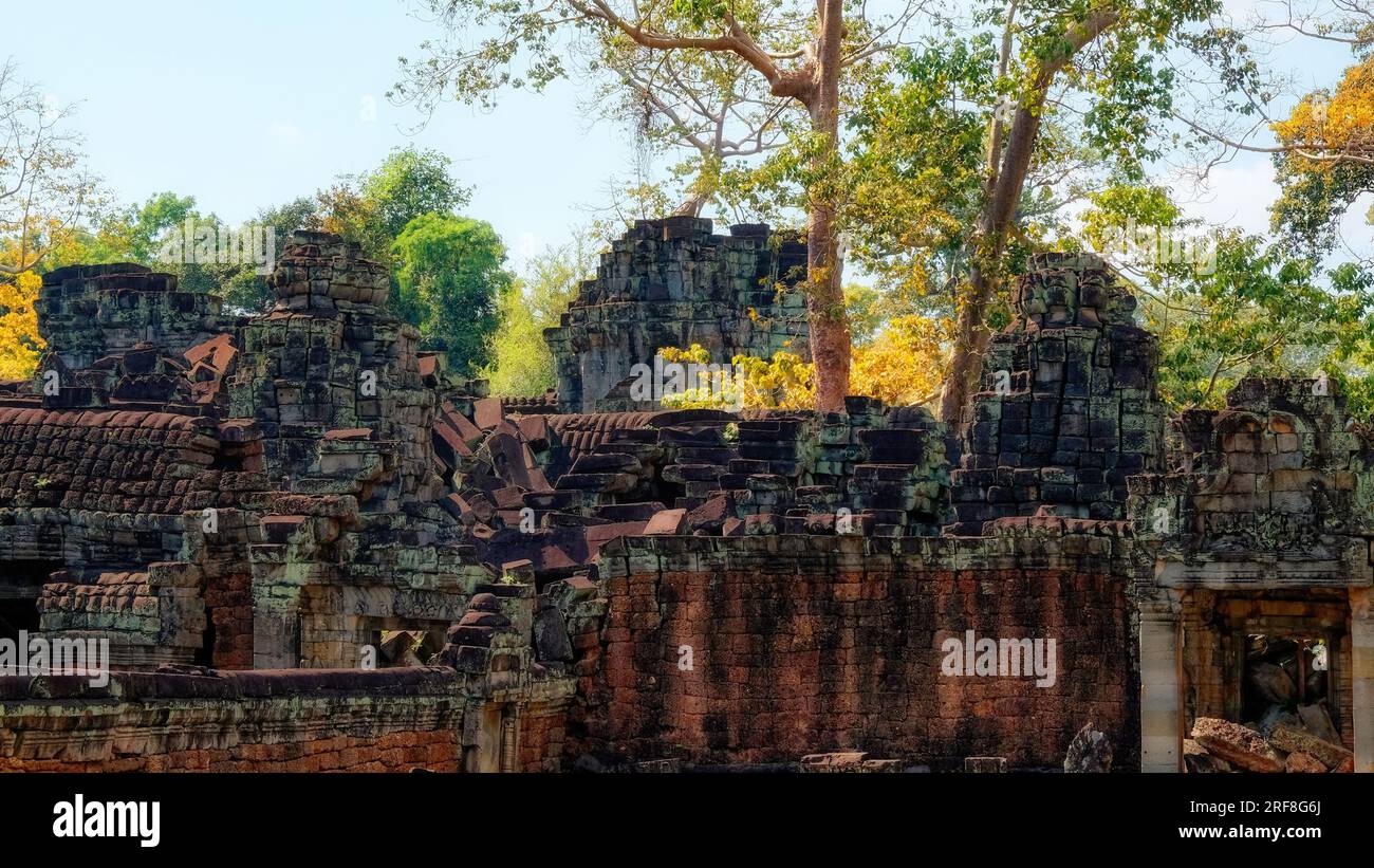 Mystische Wunder: Berühmte antike Ruinen in den kambodschanischen Wäldern, Denkmäler der Khmer-Architektur und das Erbe der antiken Zivilisationen des EAS Stockfoto