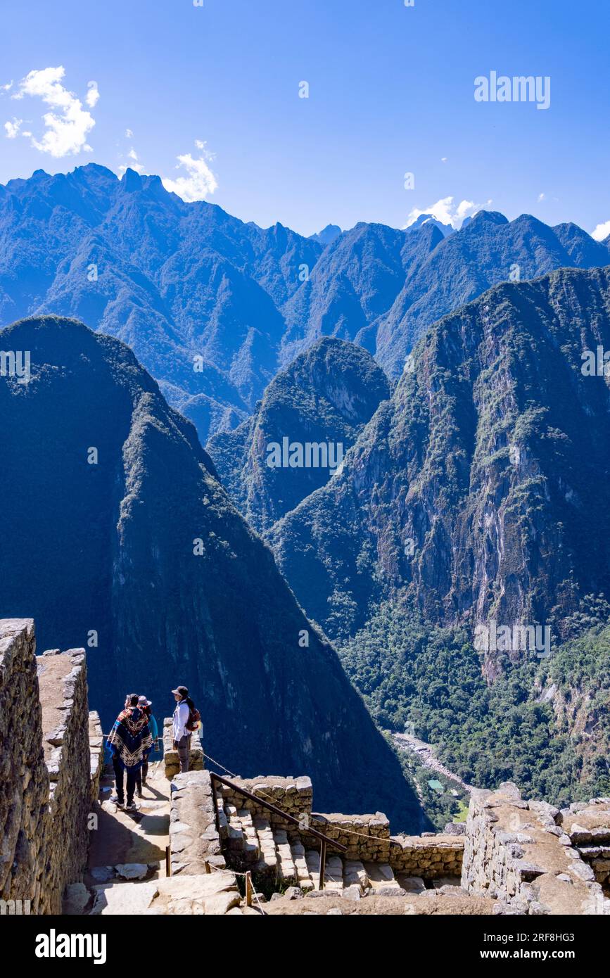 Blick nach Osten, Mauerwerk, Inka-Ruinen von Machu Picchu, Peru, Südamerika Stockfoto
