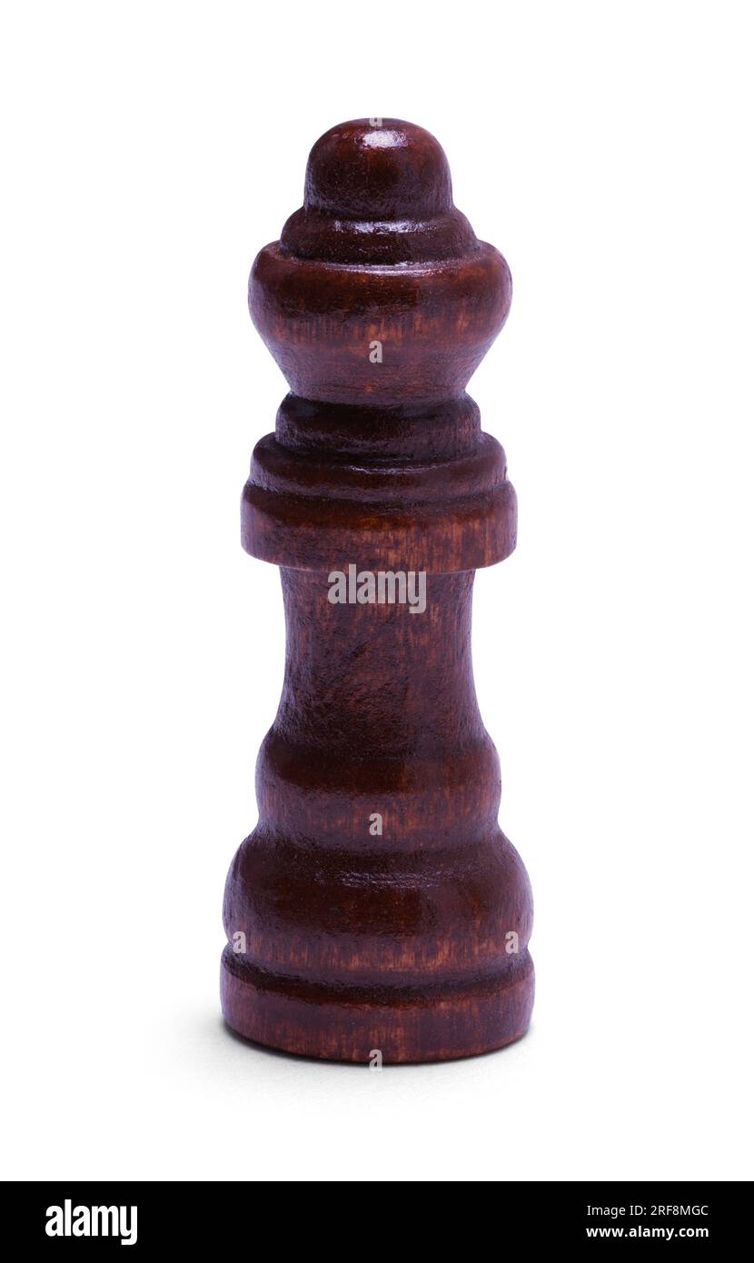 Schachfigur der dunklen Holzkönigin, ausgeschnitten auf Weiß. Stockfoto