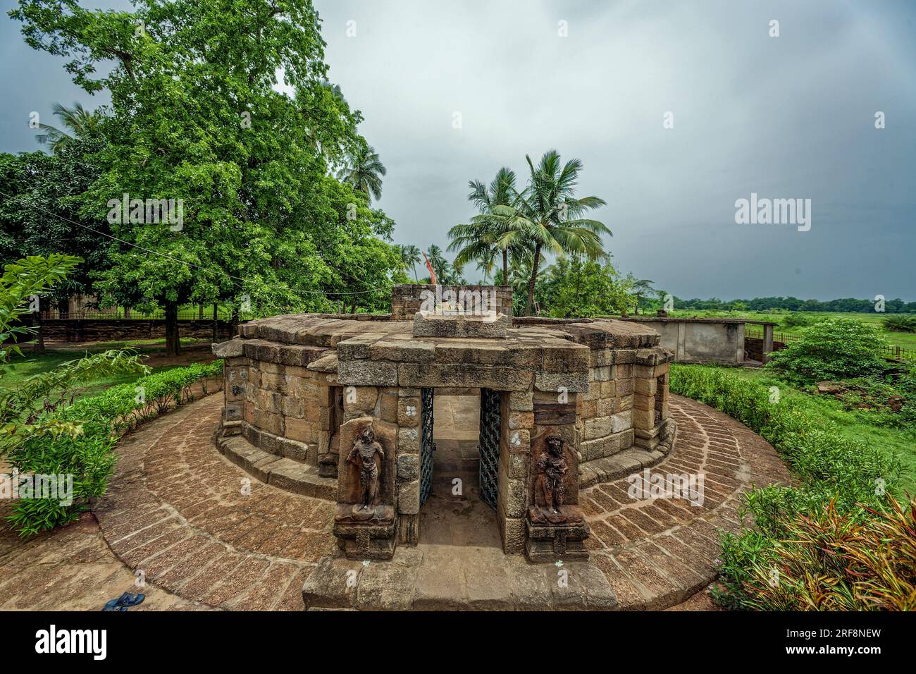 07 21 2007 Vintage Chausath Yogini Tempel sagte auch Mahamaya Tempel Haupteingang Hirapur Odisha Orissa Indien Asien. Stockfoto