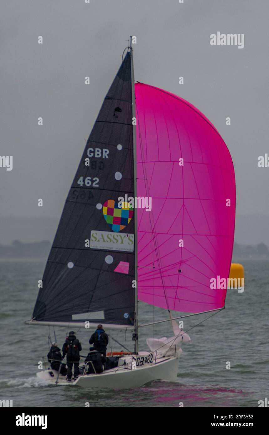 cowes Week 2023. cowes Week Segeln. cowes Week Regatta, Isle of wight, großbritannien. yachtrennen auf der cowes Week. Segelregatta in cowes, Isle of wight, großbritannien. Stockfoto