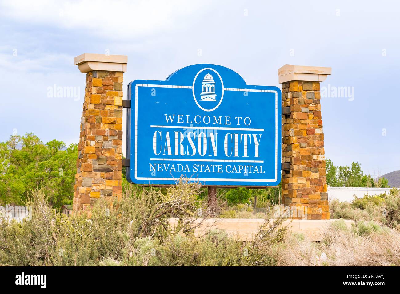 Carson City, NE - 24. Mai 2023: Willkommen in Carson City, dem Schild am Straßenrand des Bundesstaats Nevada Stockfoto