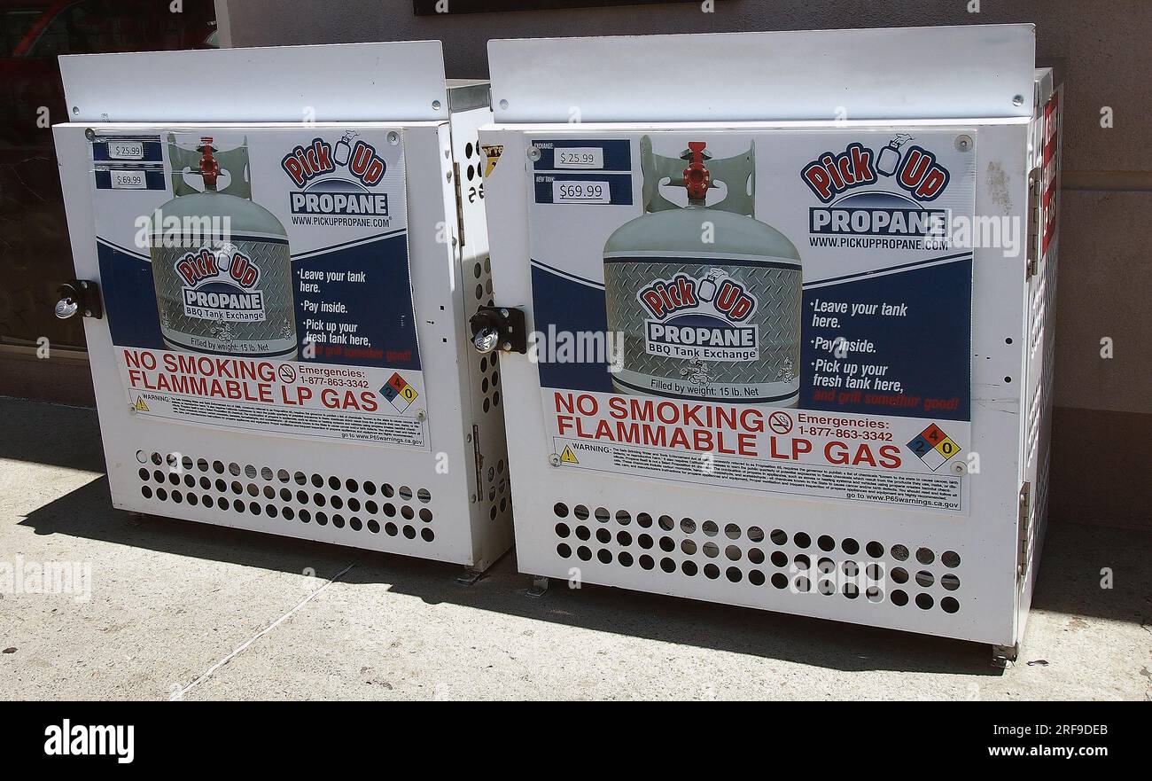Holen Sie BBQ Propan Tanks Exchange in Kalifornien Stockfoto